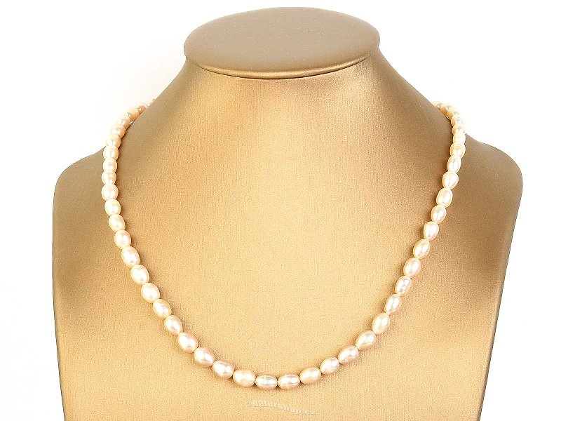 Oval pearl necklace 46cm