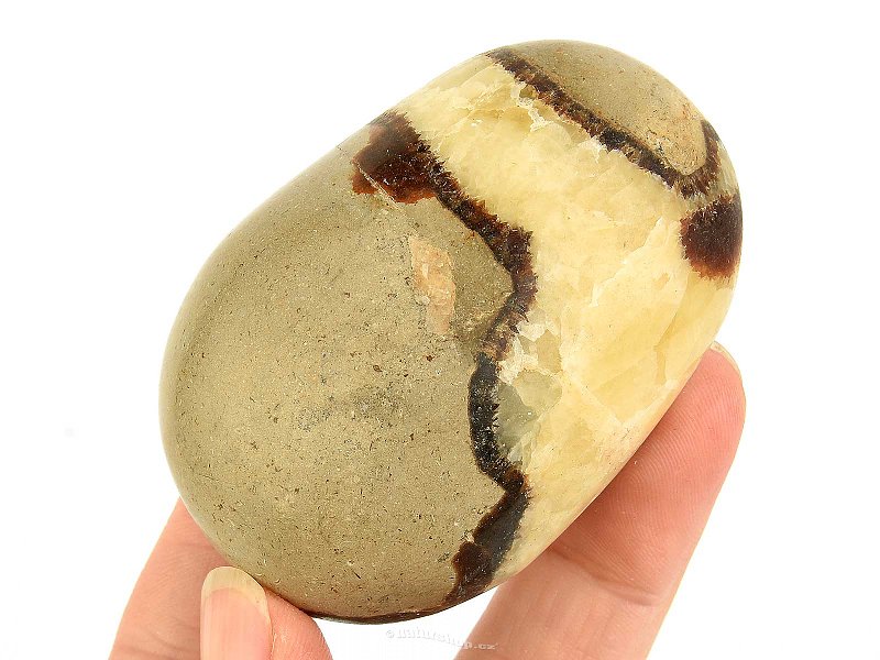 Smooth septaria stone from Madagascar 139g