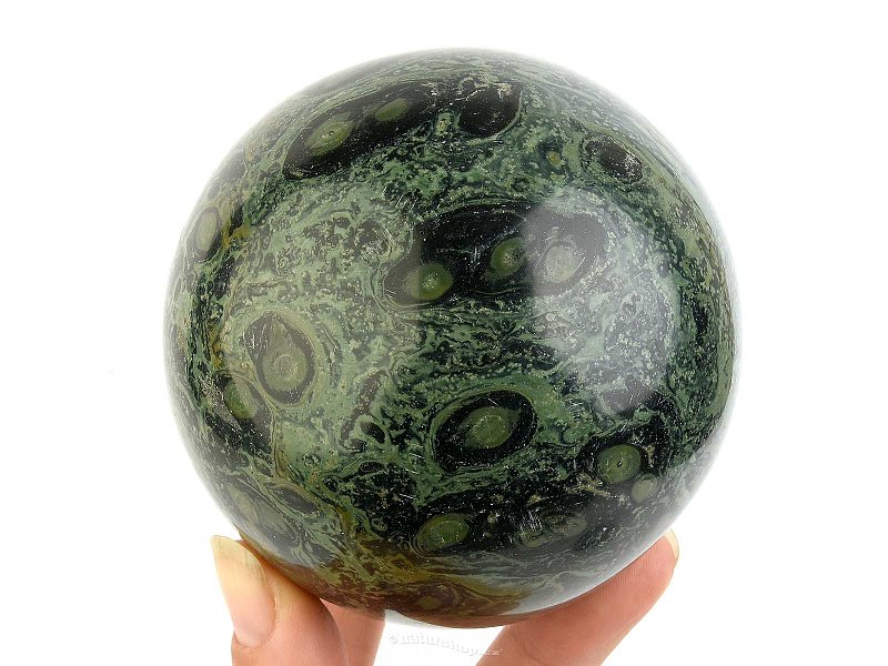 Kambaba jasper ball from Madagascar Ø85mm (901g)