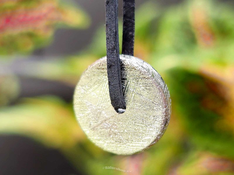 pendant meteorite (muonionalusta) on leather Sweden 5.7 g