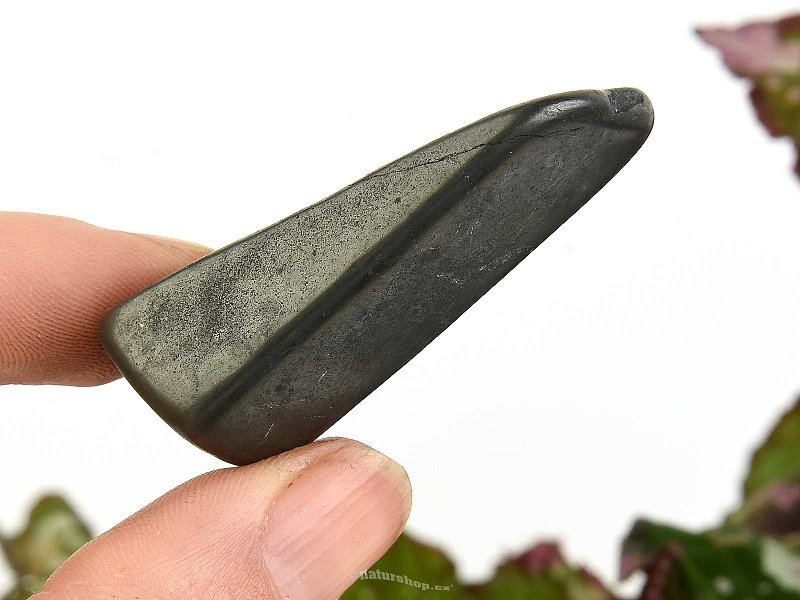 Smooth shungite stone (from Russia) 15g