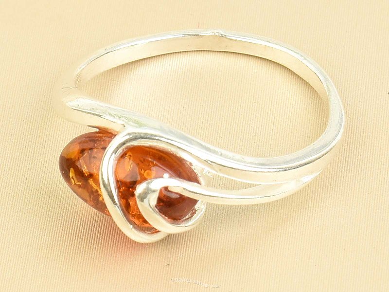Dámský stříbrný prsten medový jantar Ag 925/1000