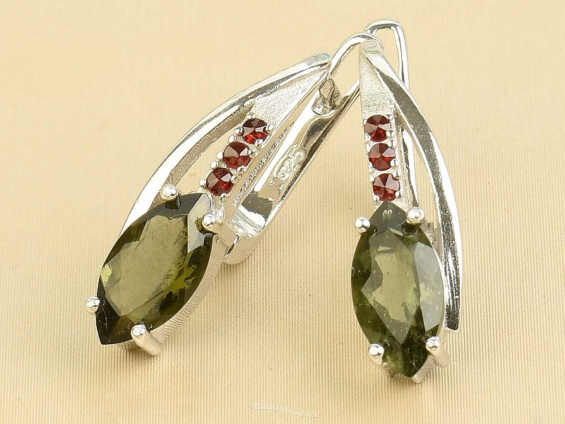 Moldavite and garnet women's elegant earrings Ag 925/1000