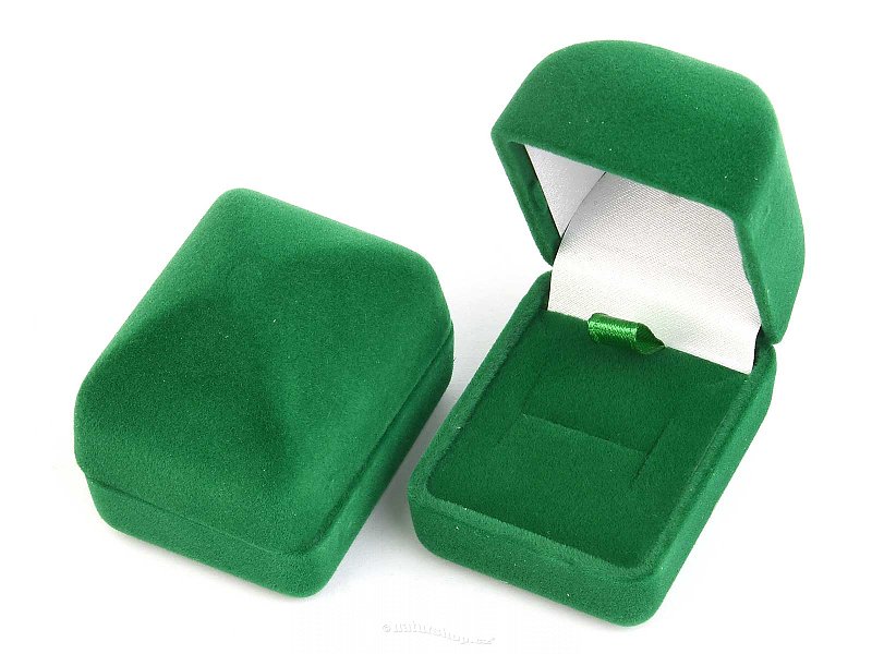 Green velvet gift box for a ring