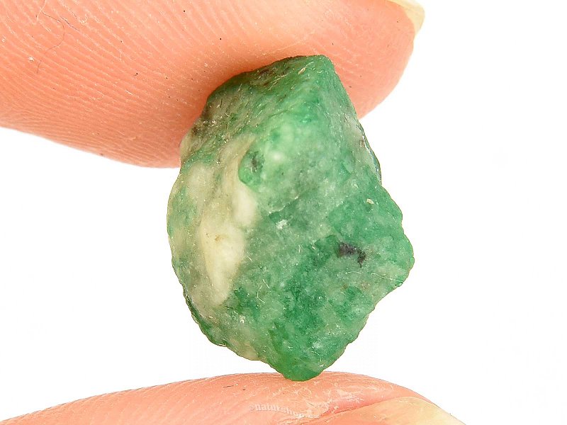 Emerald natural crystal from Pakistan (2.2g)