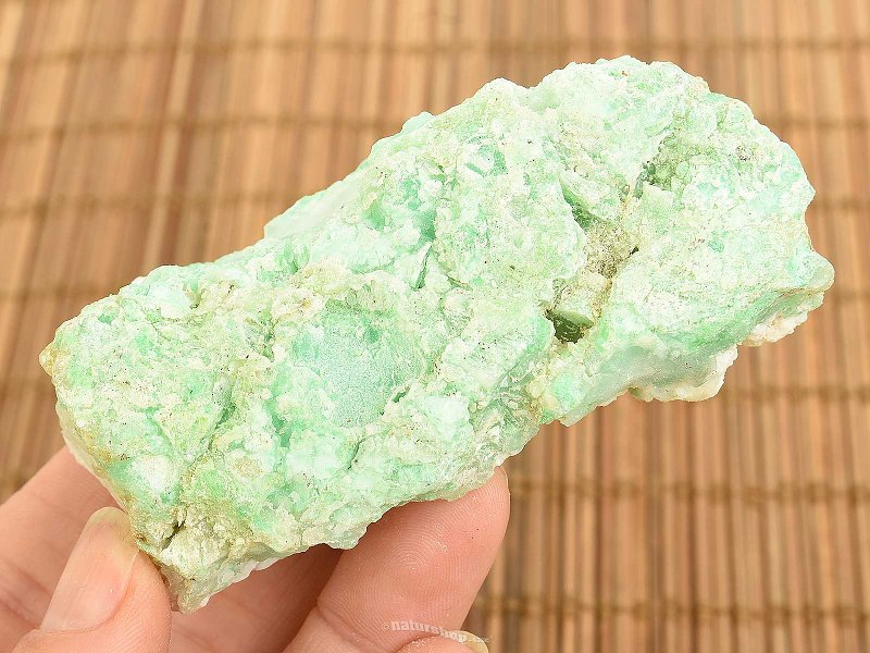 Chrysoprase raw stone from Brazil 136g