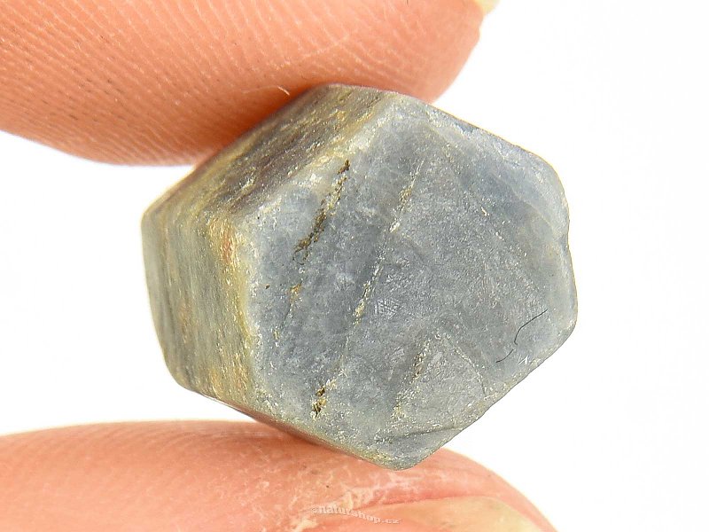 Raw sapphire crystal from Pakistan 4.5g