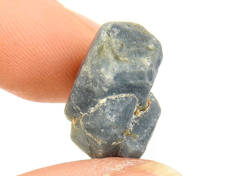 Raw sapphire crystal from Pakistan 5.3g