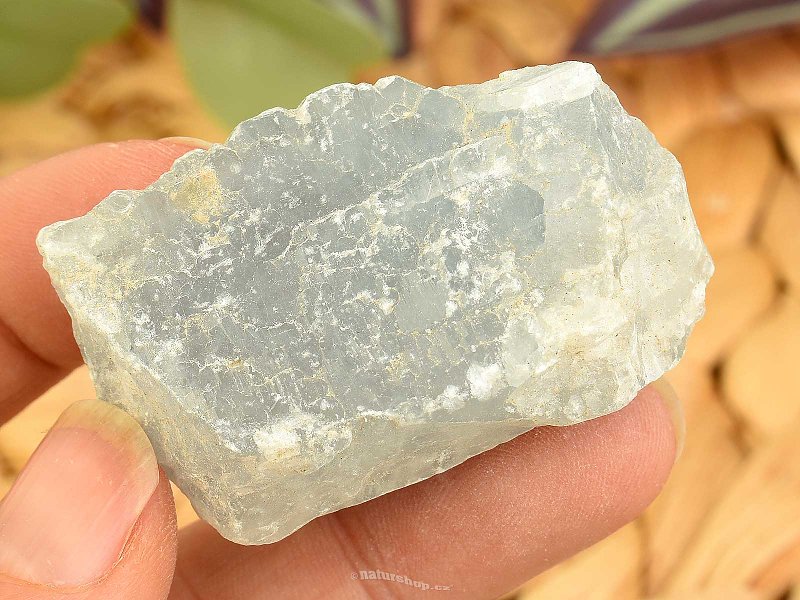 Natural celestine crystal 86g Madagascar