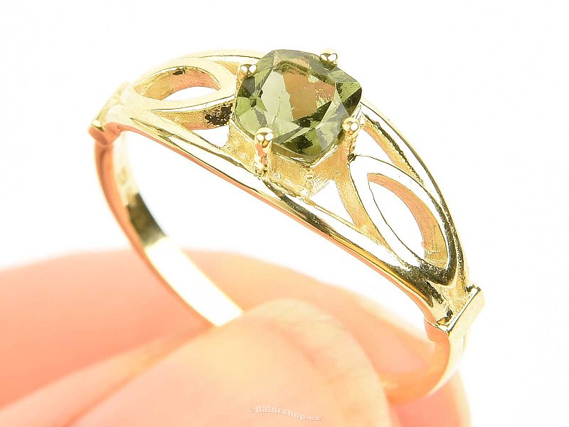 Ring with vltavine 5 x 5mm standard cut gold Au 585/1000 14K (size 55) 2.42g