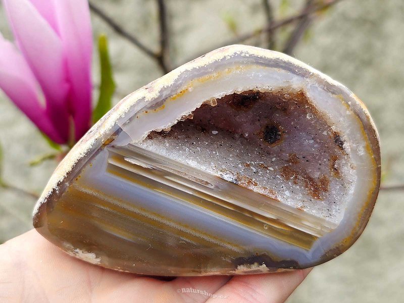 Natural agate geode with cavity 265g
