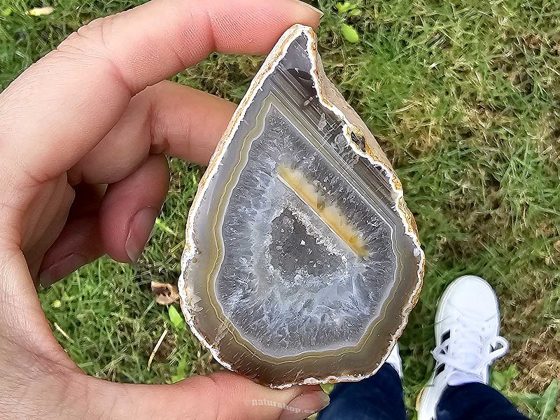 Agate geode with hollow 140g (Brazil)