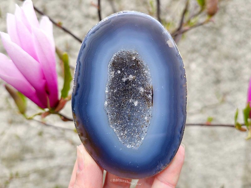 Geode with agate socket 252g (Brazil)