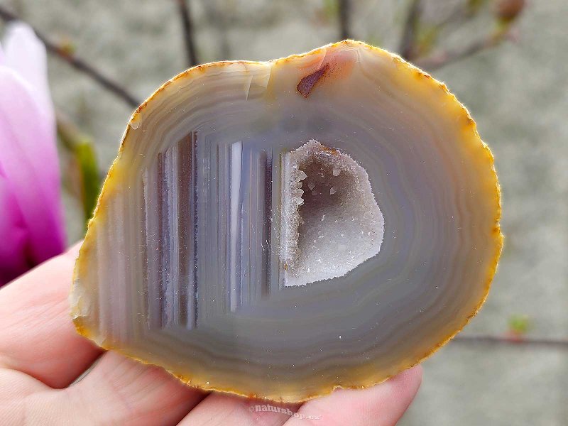 Natural agate geode with cavity 153g