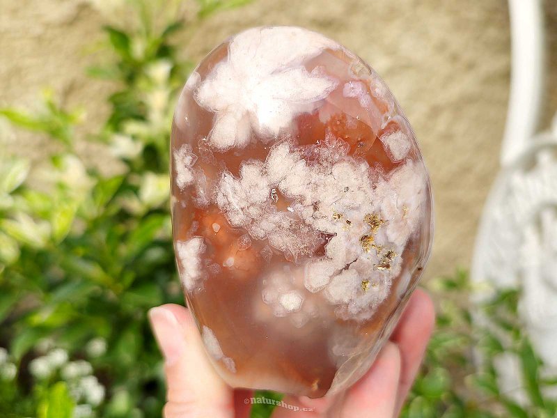 Decorative pink agate with cavity 295g