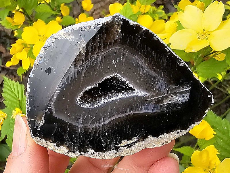 Natural agate geode with Brazil cavity 156g