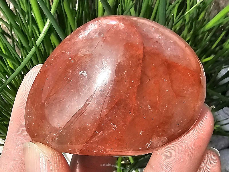 Hematite in crystal smooth stone Madagascar 108g