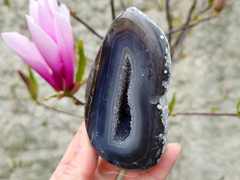 Natural agate geode with cavity from Brazil 291g