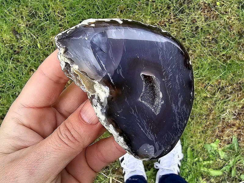 Agate geode with a hollow 243g from Brazil