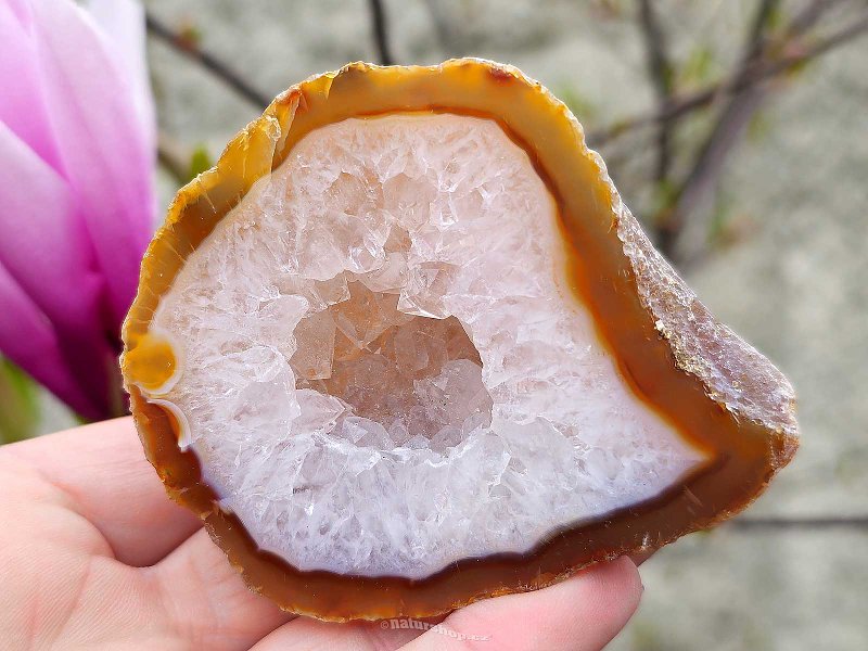 Geode with agate socket 181g (Brazil)