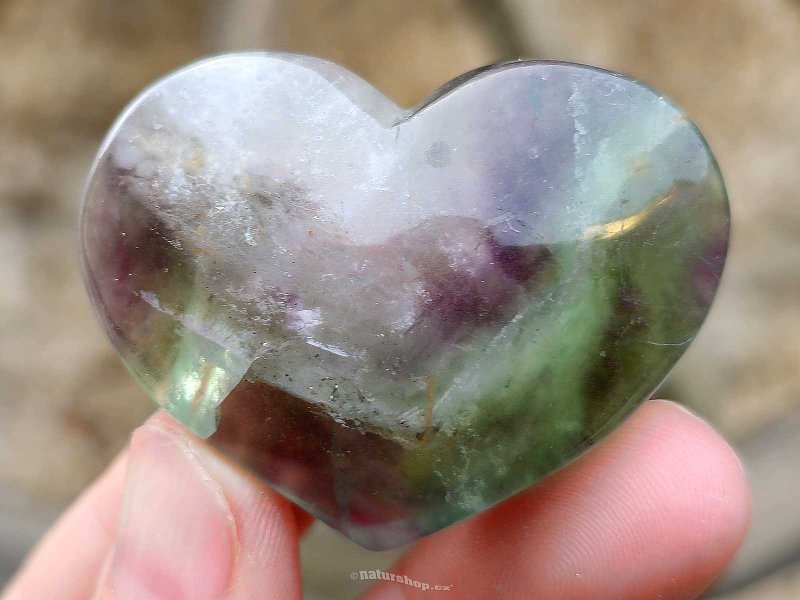 Smooth heart fluorite from China 51g