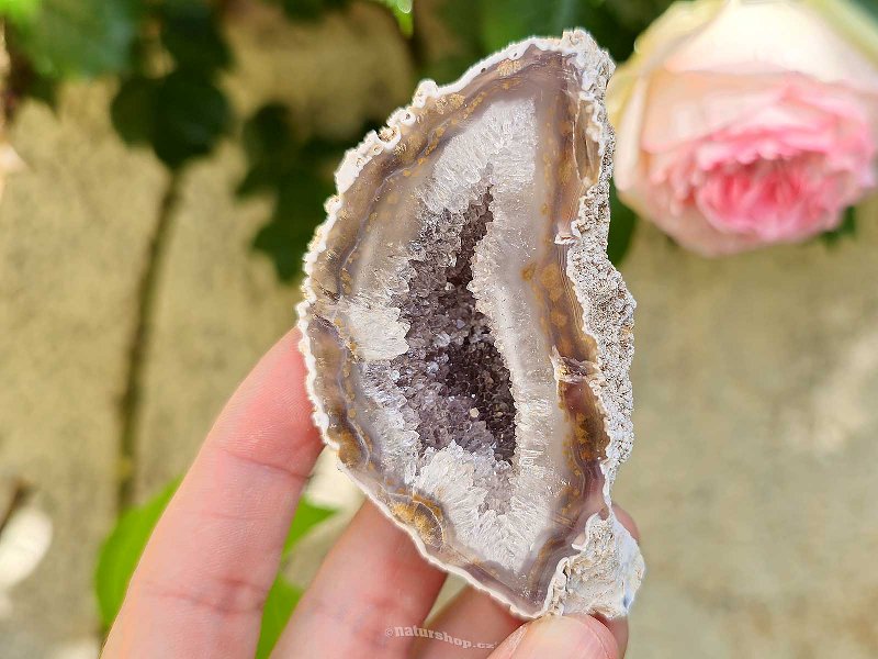 Interesting agate geode with a hollow 122g Brazil