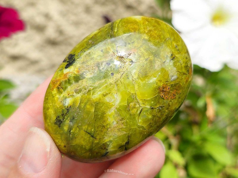Polished stone green opal 106g Madagascar