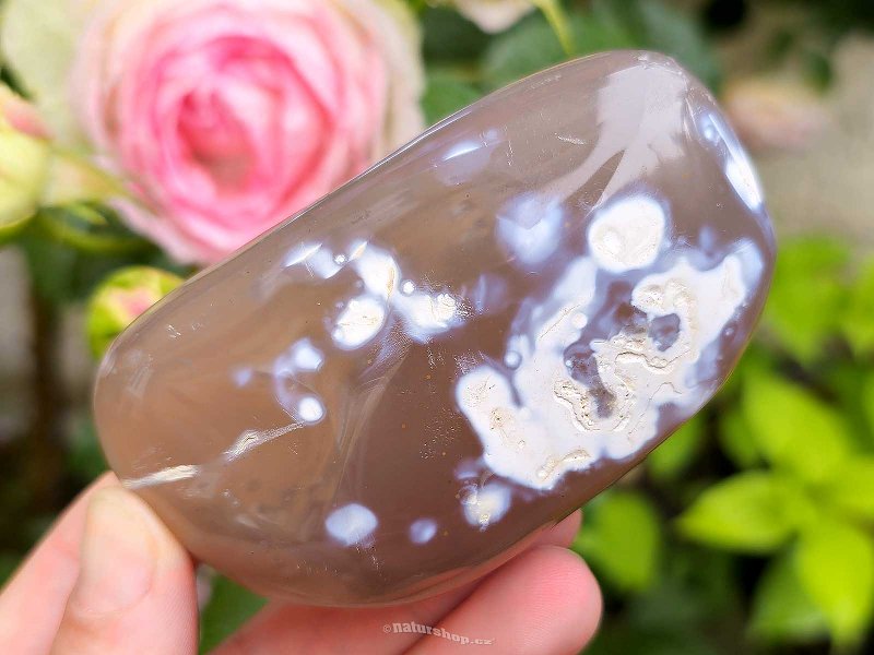 Agate snow polished stone from Madagascar 203g