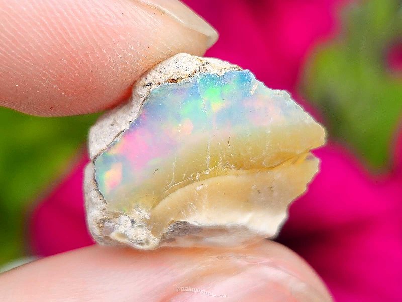 Přírodní opál etiopský v hornině z Etiopie 1,8g