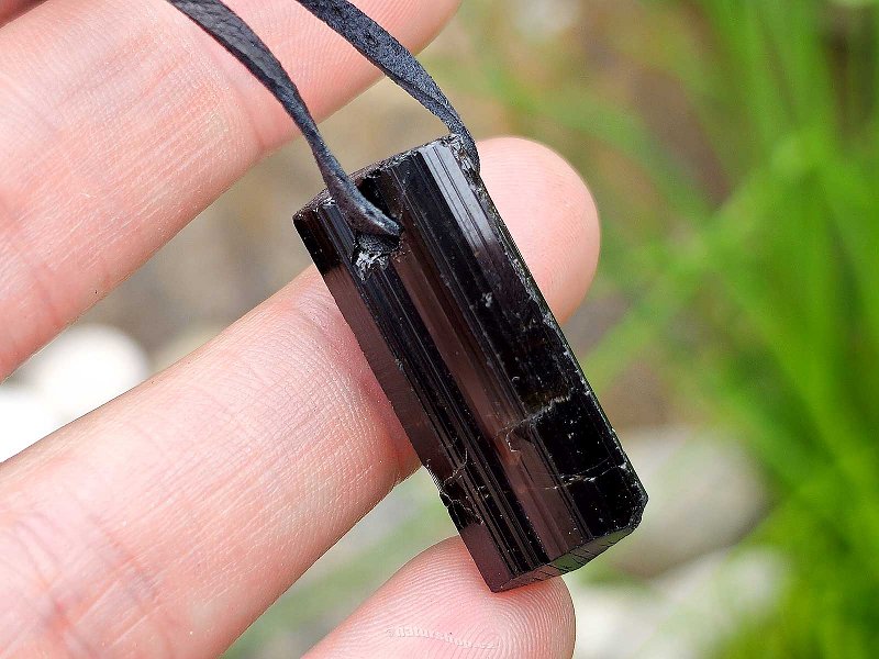 Tourmaline black crystal pendant on leather 7.9g