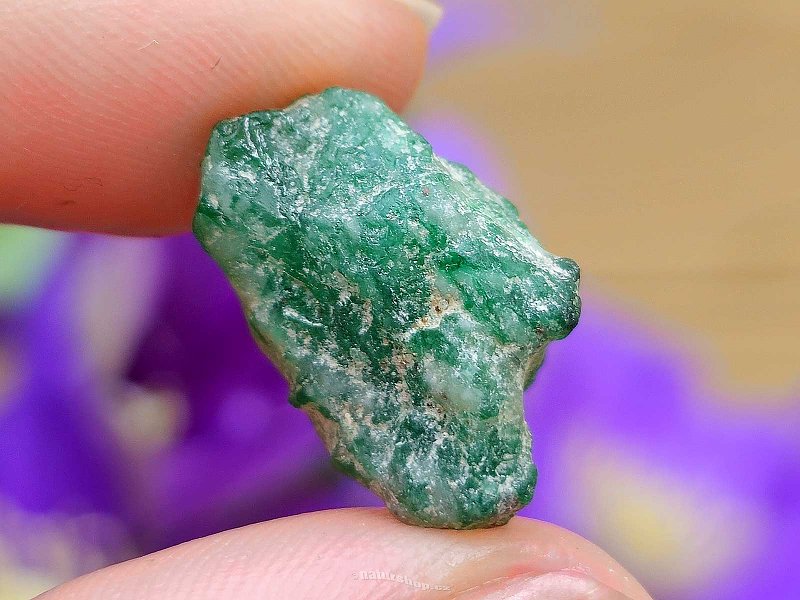 Natural crystal emerald from Pakistan 2.5g