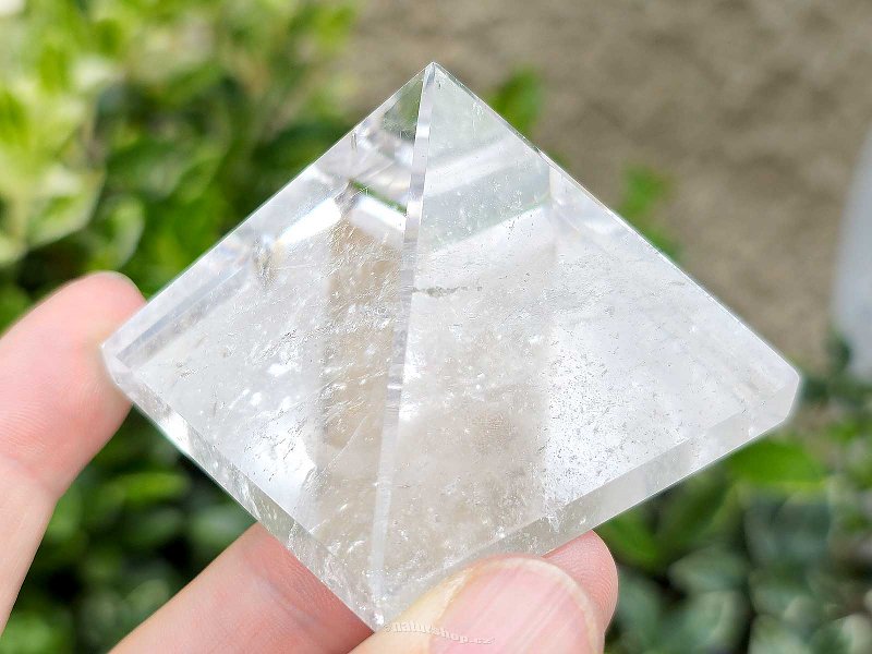 Pyramid crystal 129g (Brazil)