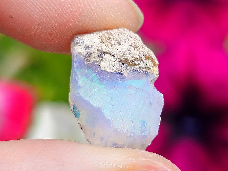 Přírodní opál etiopský v hornině 1,7g z Etiopie