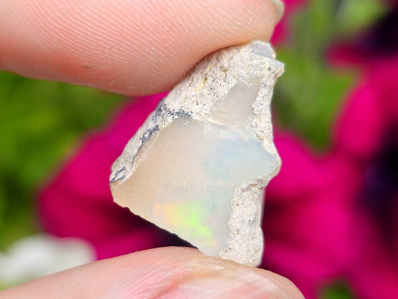 Přírodní opál etiopský v hornině z Etiopie 1,5g