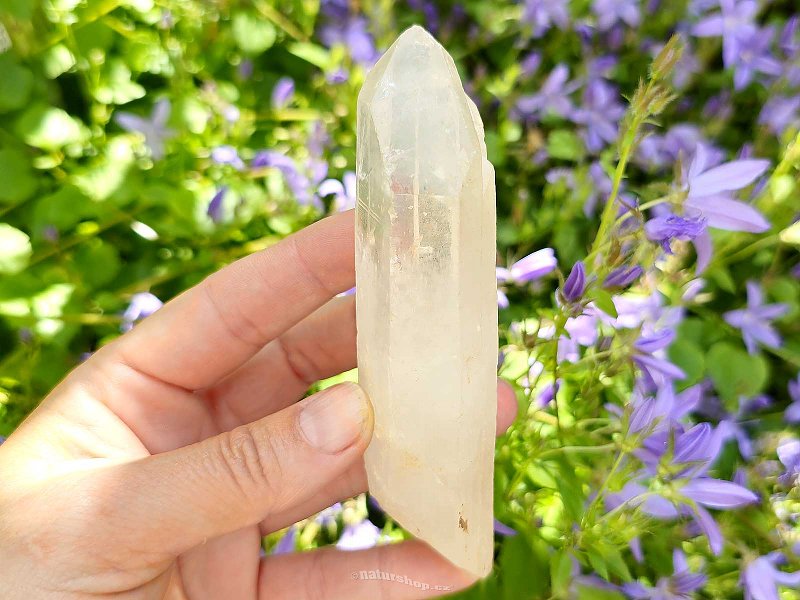 Crystal crystal raw from Madagascar 152g