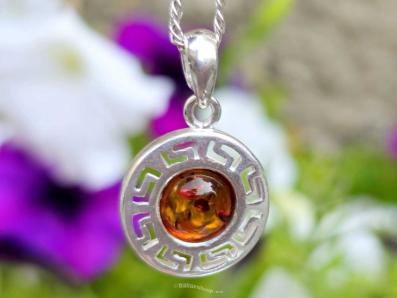 Amber honey pendant silver circle Ag 925/1000