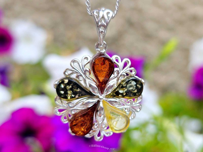 Amber pendant decorated with a colored flower Ag 925/1000