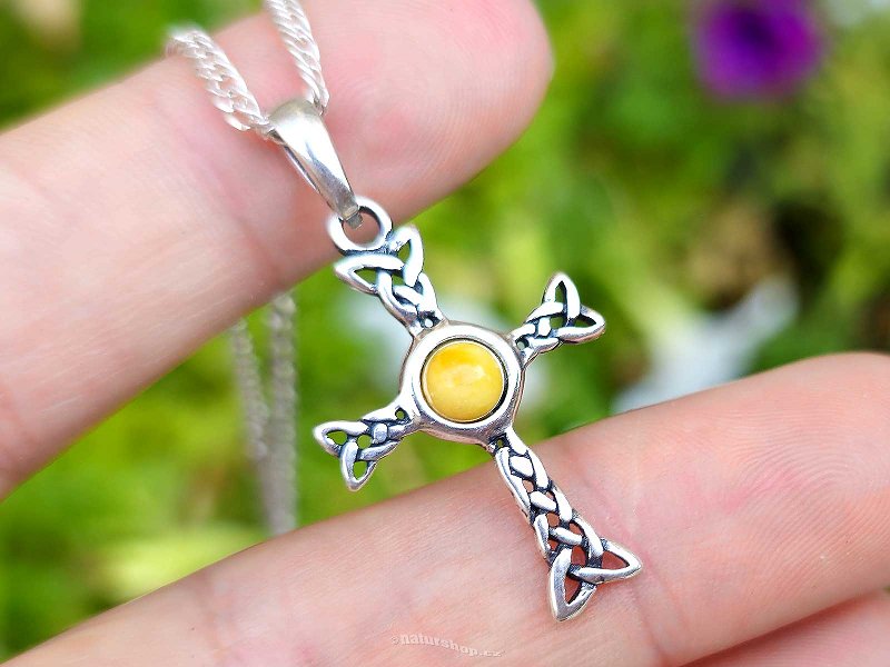 Yellow amber Celtic cross pendant Ag 925/1000