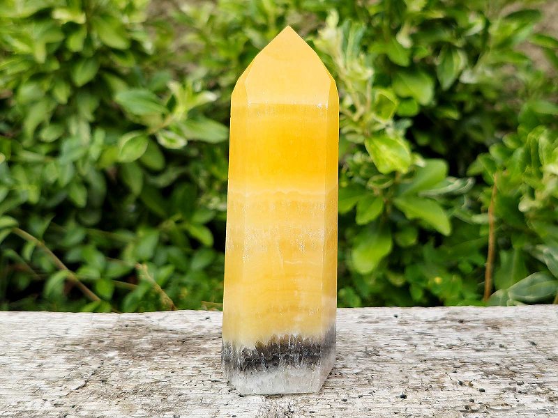 Yellow calcite spike 228g Brazil