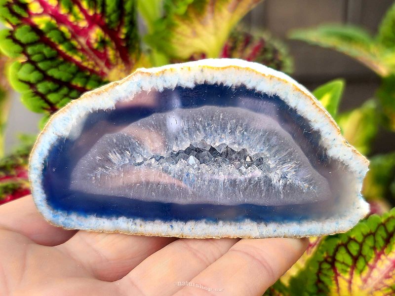 Agate blue dyed geode with cavity 157g from Brazil