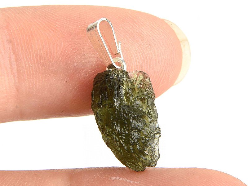 Vltavín (Moldavite) přívěsek stříbrný úchyt Ag 925/1000 (1,1g)