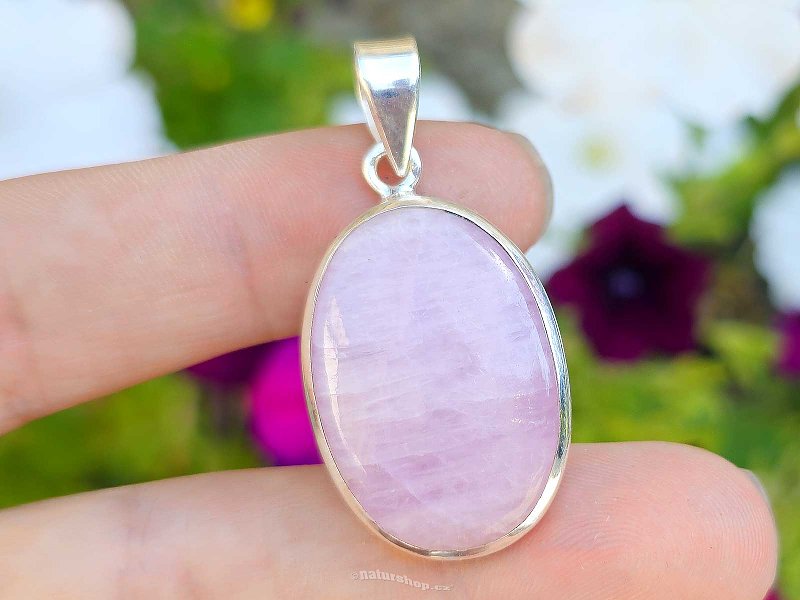 Kunzite oval pendant Ag 925/1000 8.2g