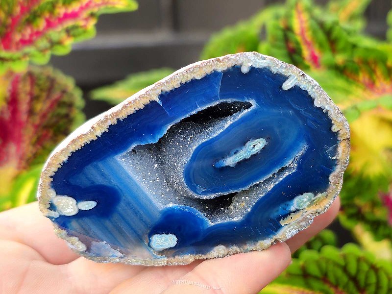 Agate blue dyed geode with cavity 162g