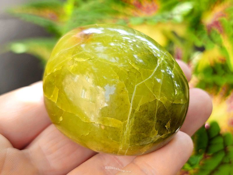 Opal green stone from Madagascar 98g