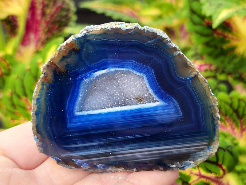 Agate blue dyed geode with cavity 188g from Brazil