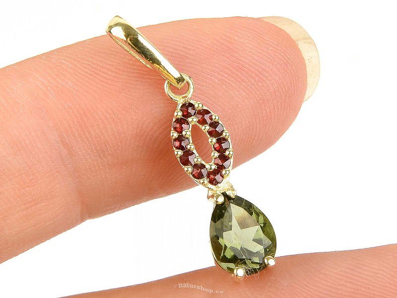 Vltavín and garnets pendant 8x6mm teardrop standard cut gold 14K Au 585/1000 1.62g