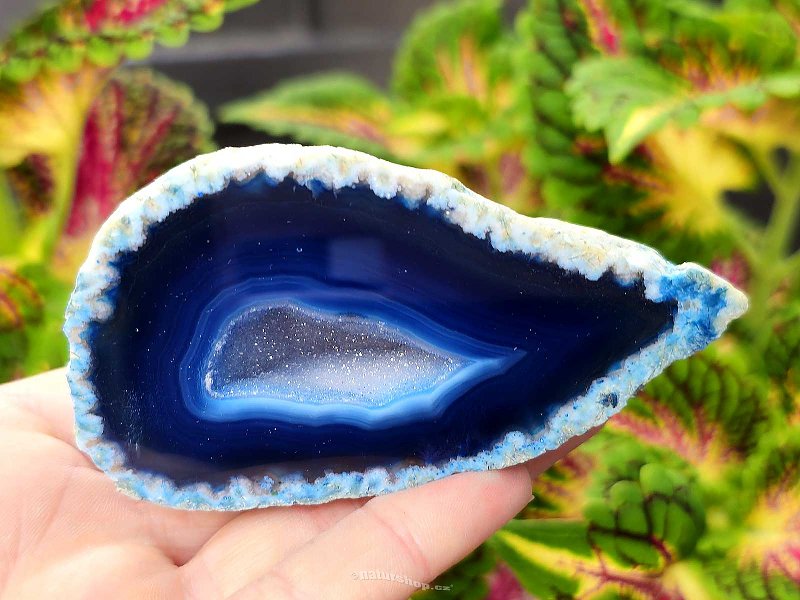 Agate blue dyed geode with cavity 168g from Brazil