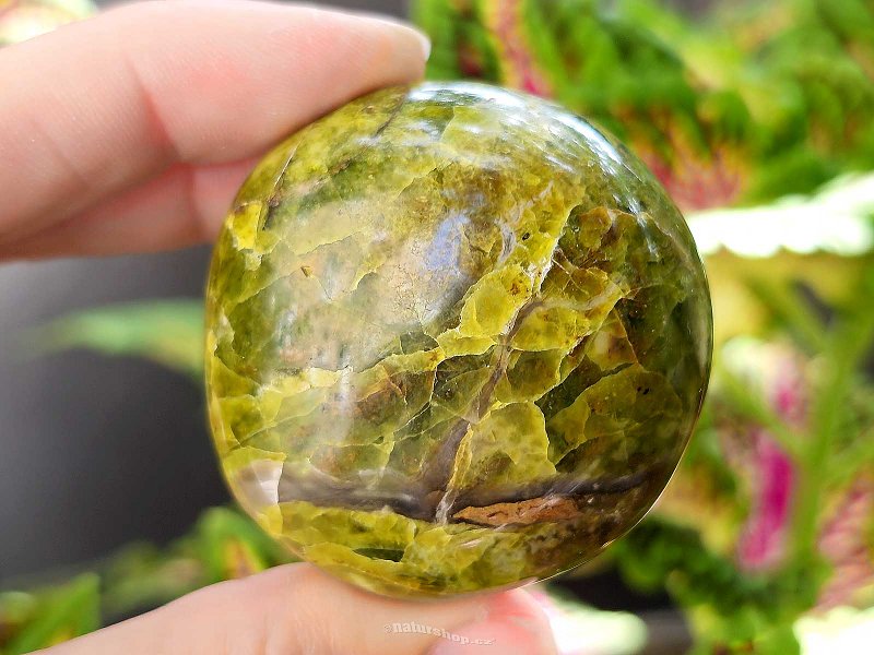 Opal green stone from Madagascar 81g