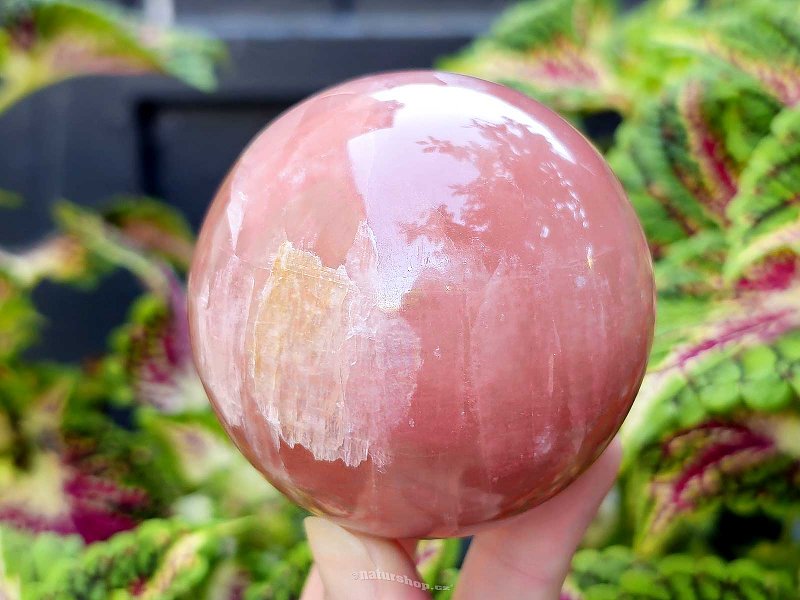 Ball calcite pink Ø69mm 511g Pakistan