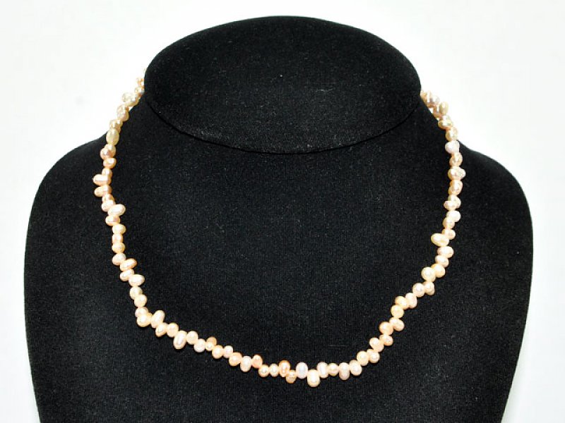 Perly cik-cak meruňkové - náhrdelník 42cm